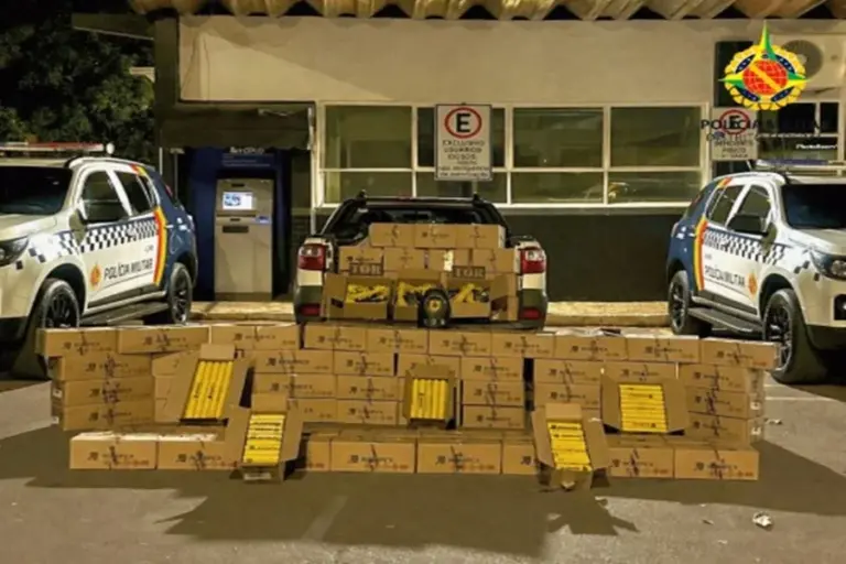 Homem é preso com quase 4 mil explosivos e detonadores