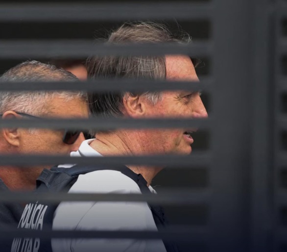 Defesa aponta necessidade de nova cirurgia para Jair Bolsonaro