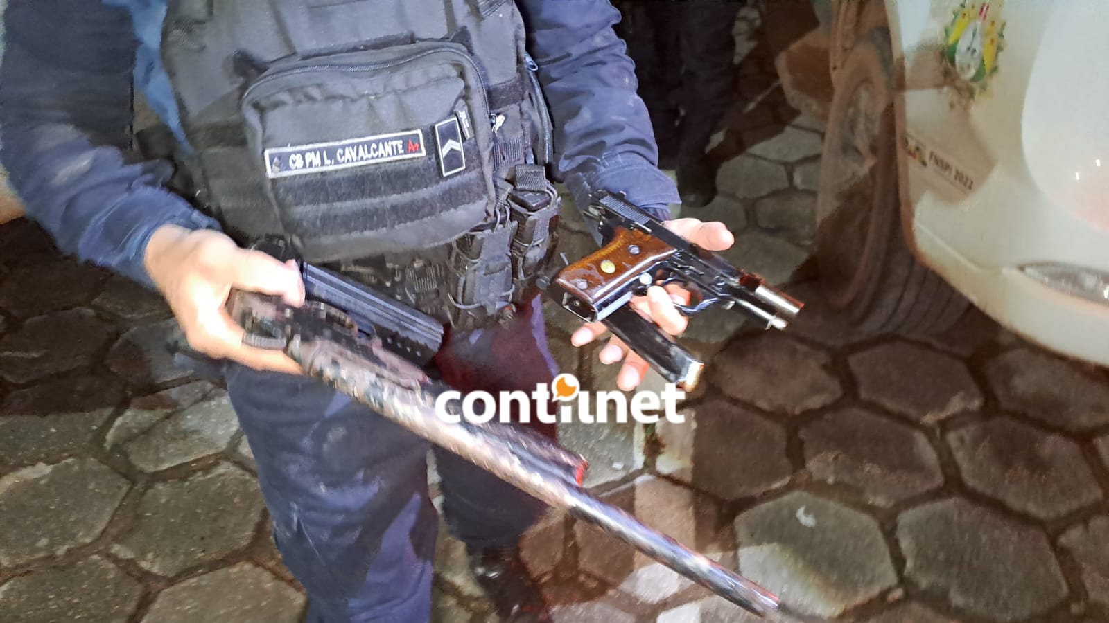 Polícia prende casal com mais de 4 kg de skunk e apreende armas em Rio Branco