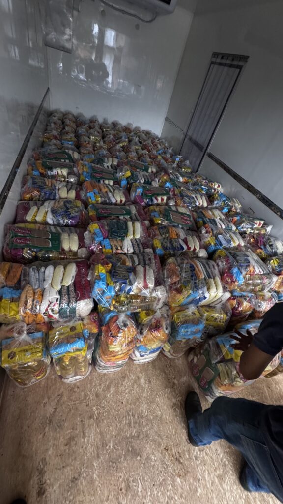 Governo do Acre envia ajuda humanitária para famílias atingidas pela cheia