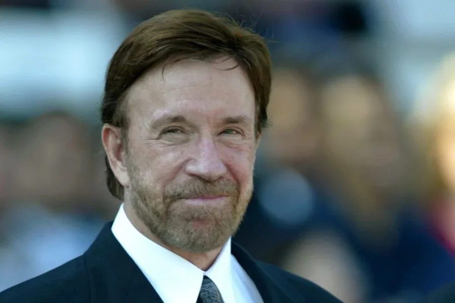 https://www.metropoles.com/celebridades/amigos-revelam-possivel-causa-da-morte-de-chuck-norris