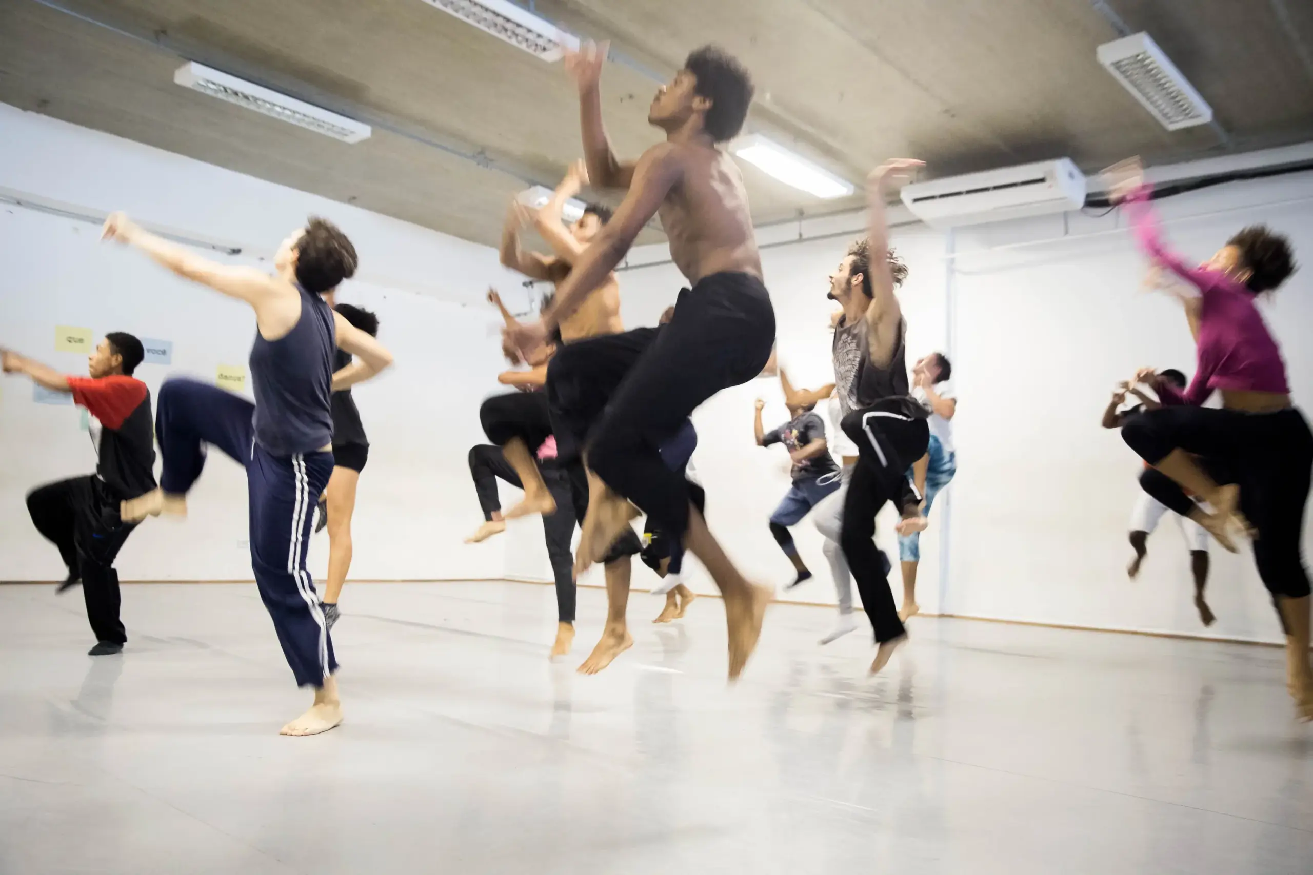 Nova lei cria regras e reconhece profissionais da dança