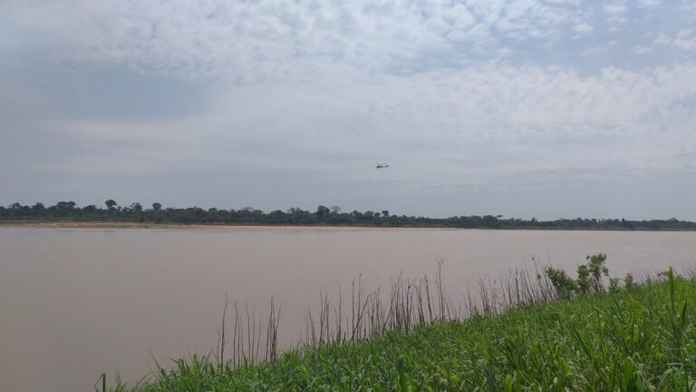 Draga de garimpo afunda e deixa desaparecidos em Porto Velho