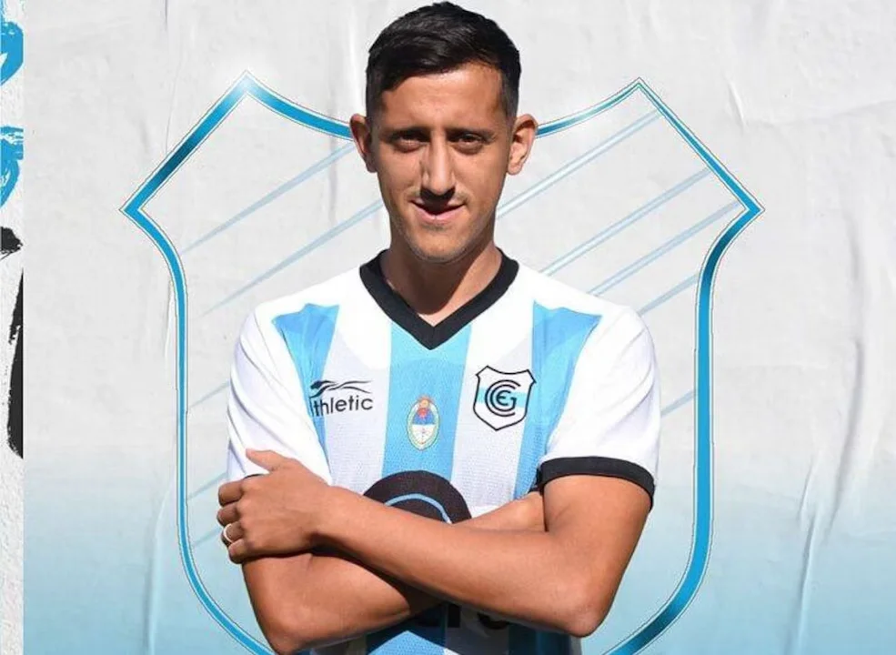 Falso alerta de bomba leva à prisão de jogador argentino no aeroporto