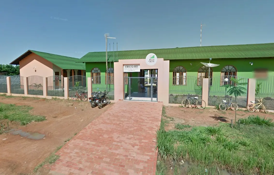 Falta de professores deixa turmas sem aulas em escola de Porto Acre