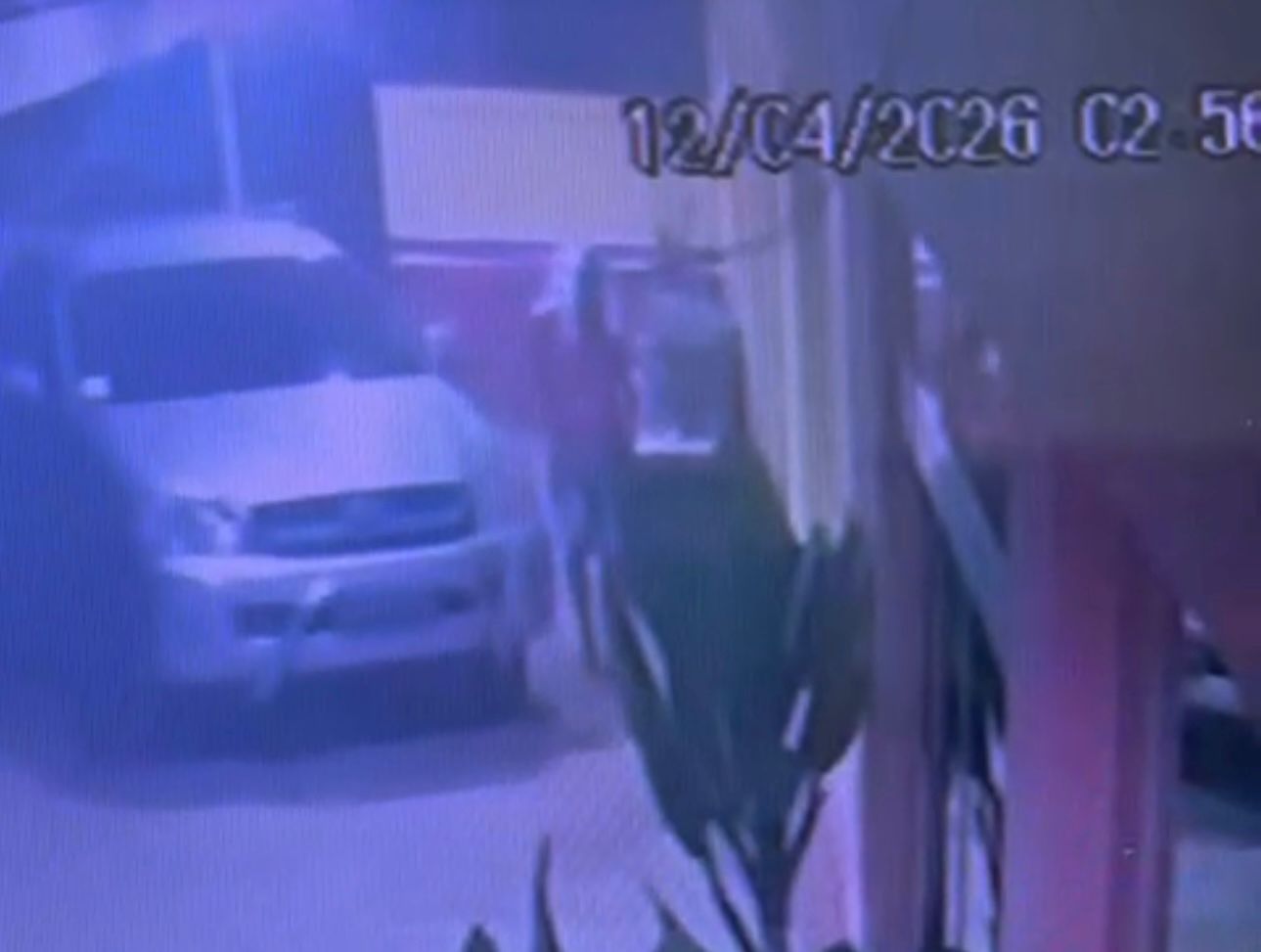 Câmeras flagram furto em mercearia ao lado de quartel da PM no Acre