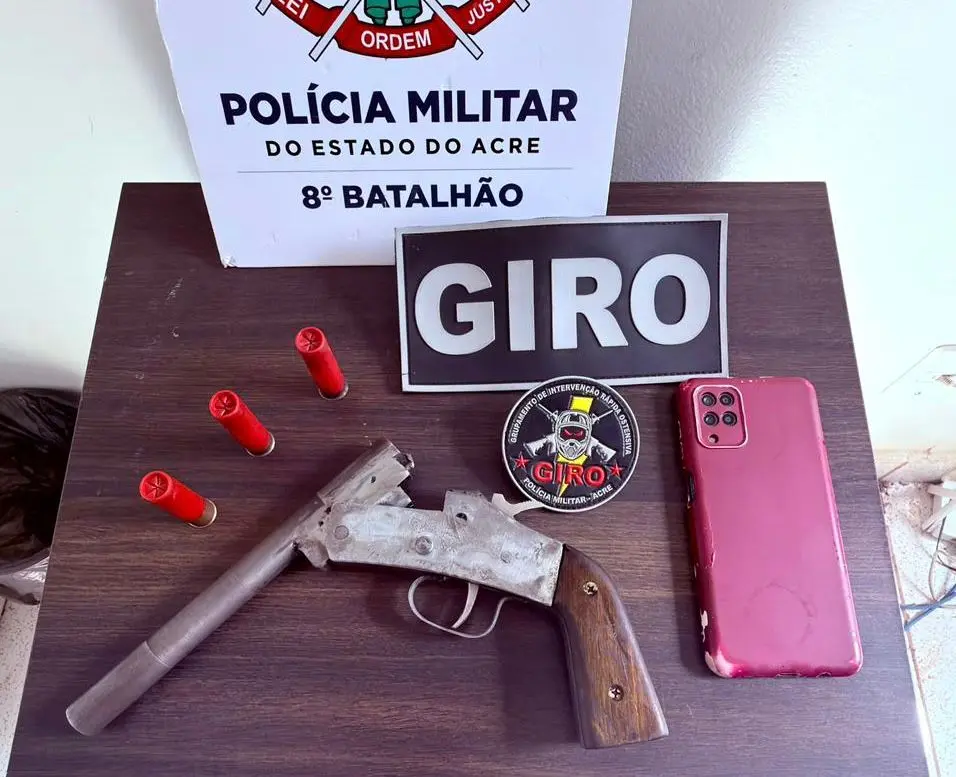 Polícia Militar apreende arma de fogo e conduz menor em Sena Madureira