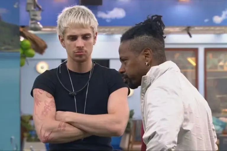 Juliano Floss E Leandro Boneco