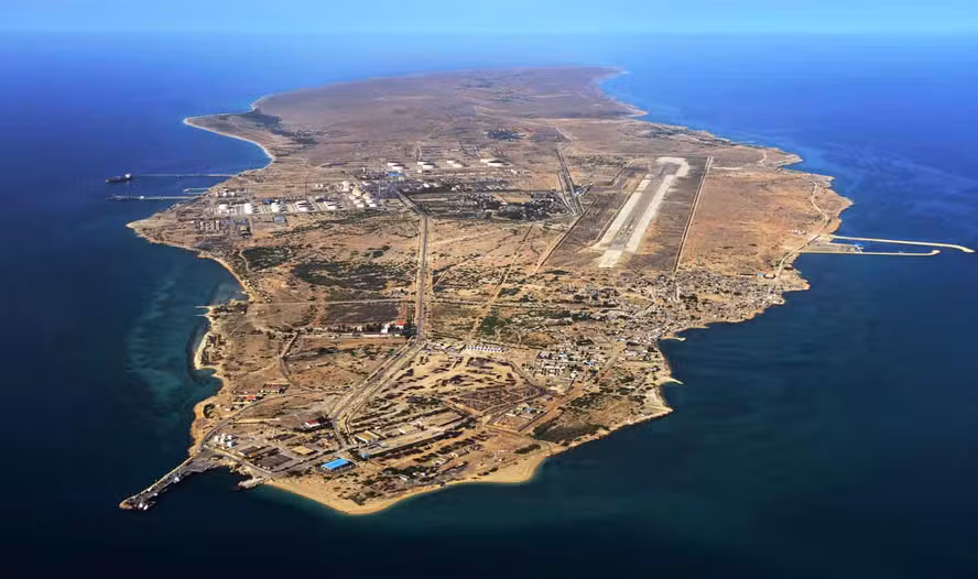 Irã diz ter atacado Kuwait e Emirados após bombardeio a petróleo; veja Irã diz ter atacado Kuwait e Emirados após bombardeio a petróleo; veja