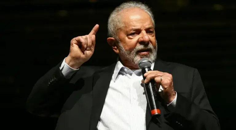 Lula anuncia plano "Brasil contra o crime organizado" para a próxima semana