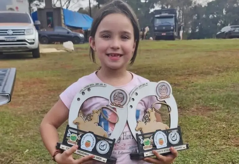 Menina de 9 anos morre após acidente com cavalo durante jogos