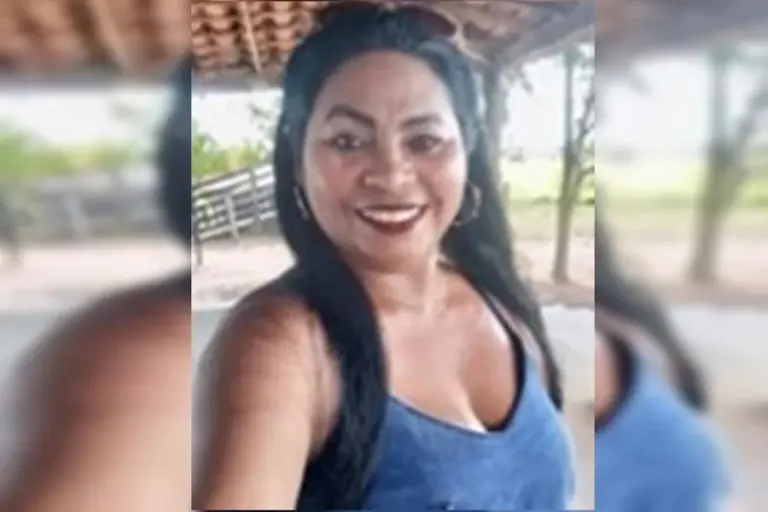 A zona rural de Bacabal, no interior do Maranhão, foi palco de uma cena de horror na noite desta segunda-feira (13/04). Uma mulher identificada como Mara, que trabalhava como caseira em uma fazenda às margens da BR-316, morreu após ser dilacerada pelo cão da família, um animal da raça pit-bull.