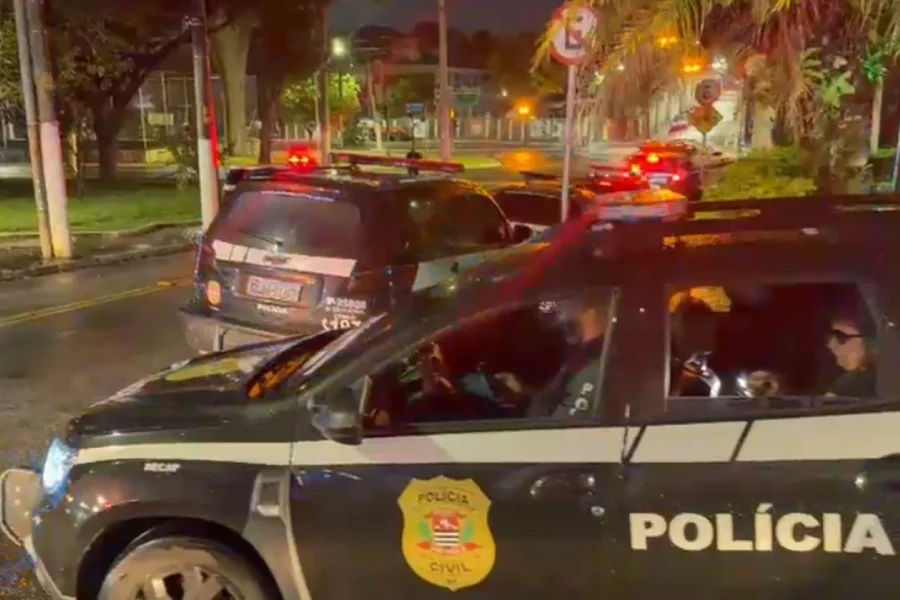 Polícia Civil faz operação contra clínicas de autismo por fraude Polícia Civil faz operação contra clínicas de autismo por fraude