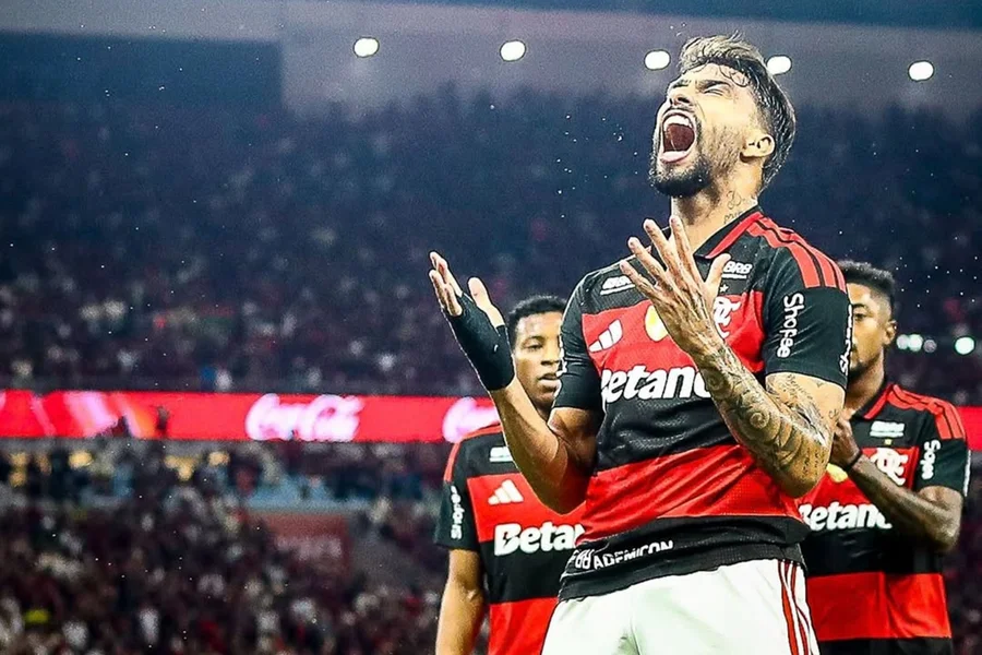o flamengo vive um momento de lua de mel com a torcida. após vencer o santos, o cusco e o fluminense em sequência, o técnico rubro-negro quer usar a força do maracanã para bater o independiente medellín hoje, às 21h30 (horário de brasília). a partida é válida pela segunda rodada da fase de grupos da competição continental.