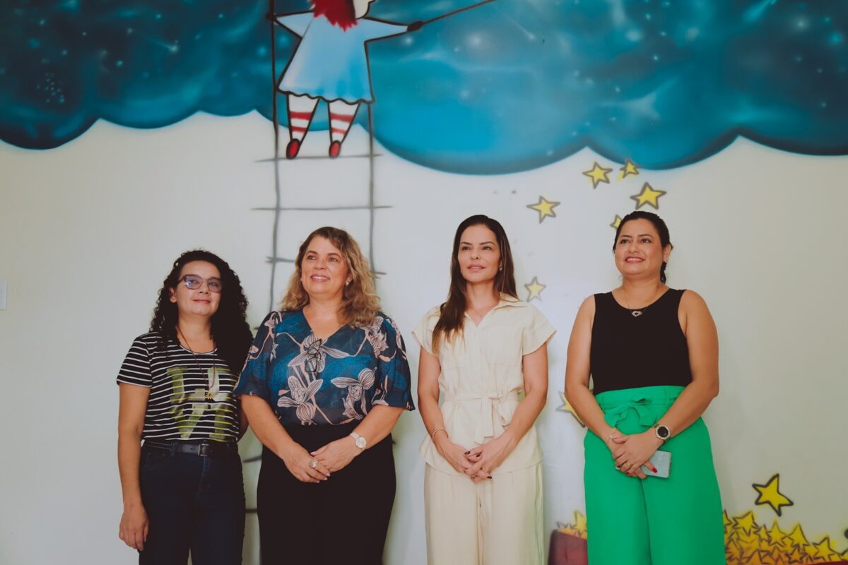Em visita, primeira-dama Roberta Lins fortalece rede de apoio infantil Em visita, primeira-dama Roberta Lins fortalece rede de apoio infantil