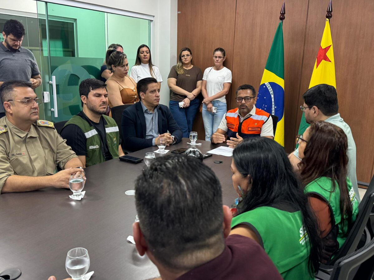 Governo decreta situação de emergência em 6 cidades do Acre Governo decreta situação de emergência em 6 cidades do Acre