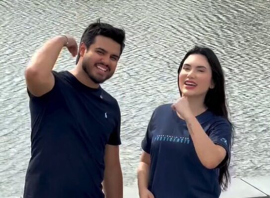 A influenciadora Rogéria Rocha e o esposo estão convocando seguidores para um encontro religioso ao amanhecer, em Rio Branco.