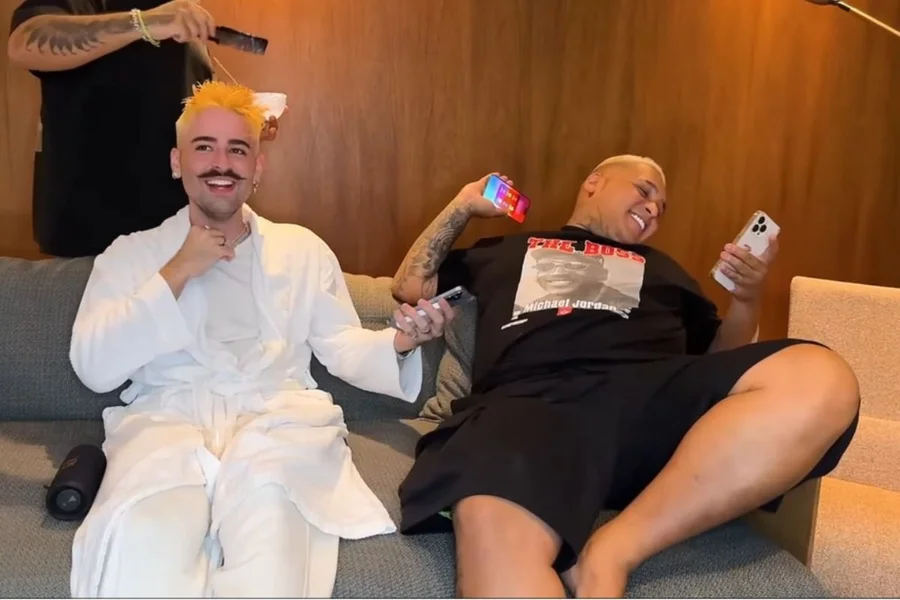 A prisão de MC Ryan SP nesta quarta-feira (16/04) trouxe de volta um conteúdo que, na época, parecia apenas ostentação. Em uma live gravada em março de 2024 com o influenciador Ruyter Poubel, o "Tubarão" deixou escapar um saldo bancário de 11 dígitos no seu "celular do Pix" e afirmou categoricamente: "A Polícia Civil já estava me seguindo. Os caras vão querer me pegar".