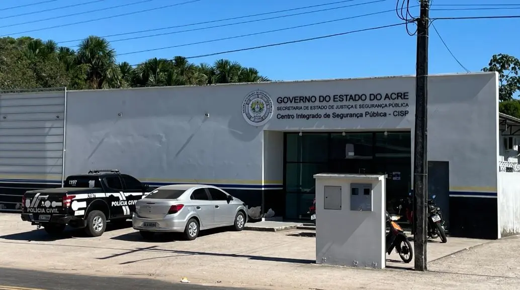 Homem é preso após ameaçar pessoas e resistir à abordagem no Acre