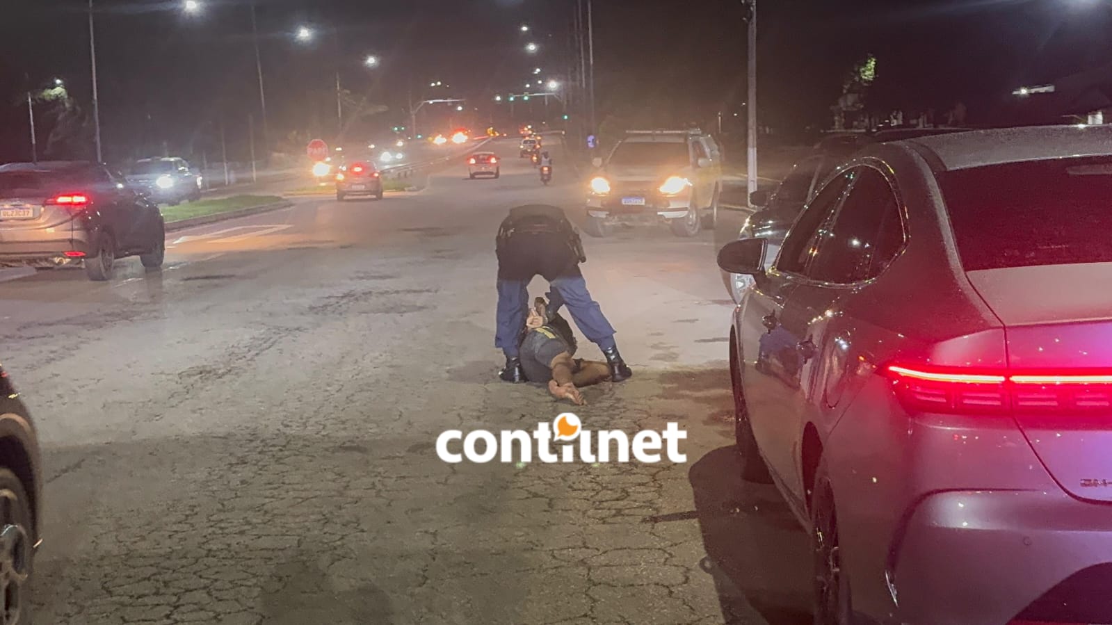 Acompanhamento em Rio Branco termina em acidente e prisão de jovem com simulacro