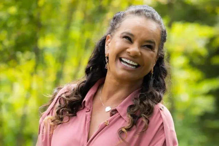 Veja o novo visual de Solange Couto após fim do BBB26