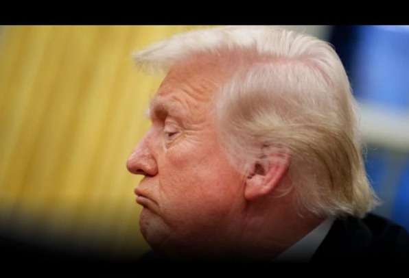 Trump mantém rejeição de 62% em meio a crise externa