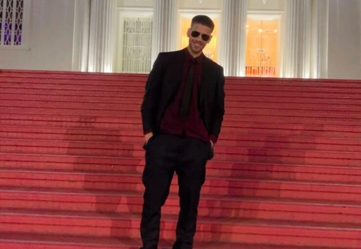 Aos 27 anos, o acreano Victor Macário, viu sua vida mudar após viralizar nas redes sociais com vídeos em um estilo de dança próprio