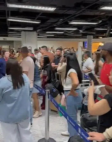 Revolta toma conta de Guarulhos após horas de abandono e voos cancelados