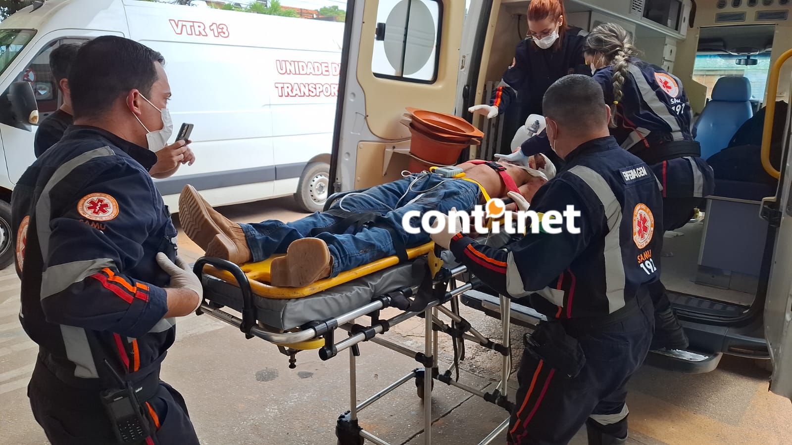Motociclista sofre traumatismo craniano após atropelar adolescente em avenida de RB