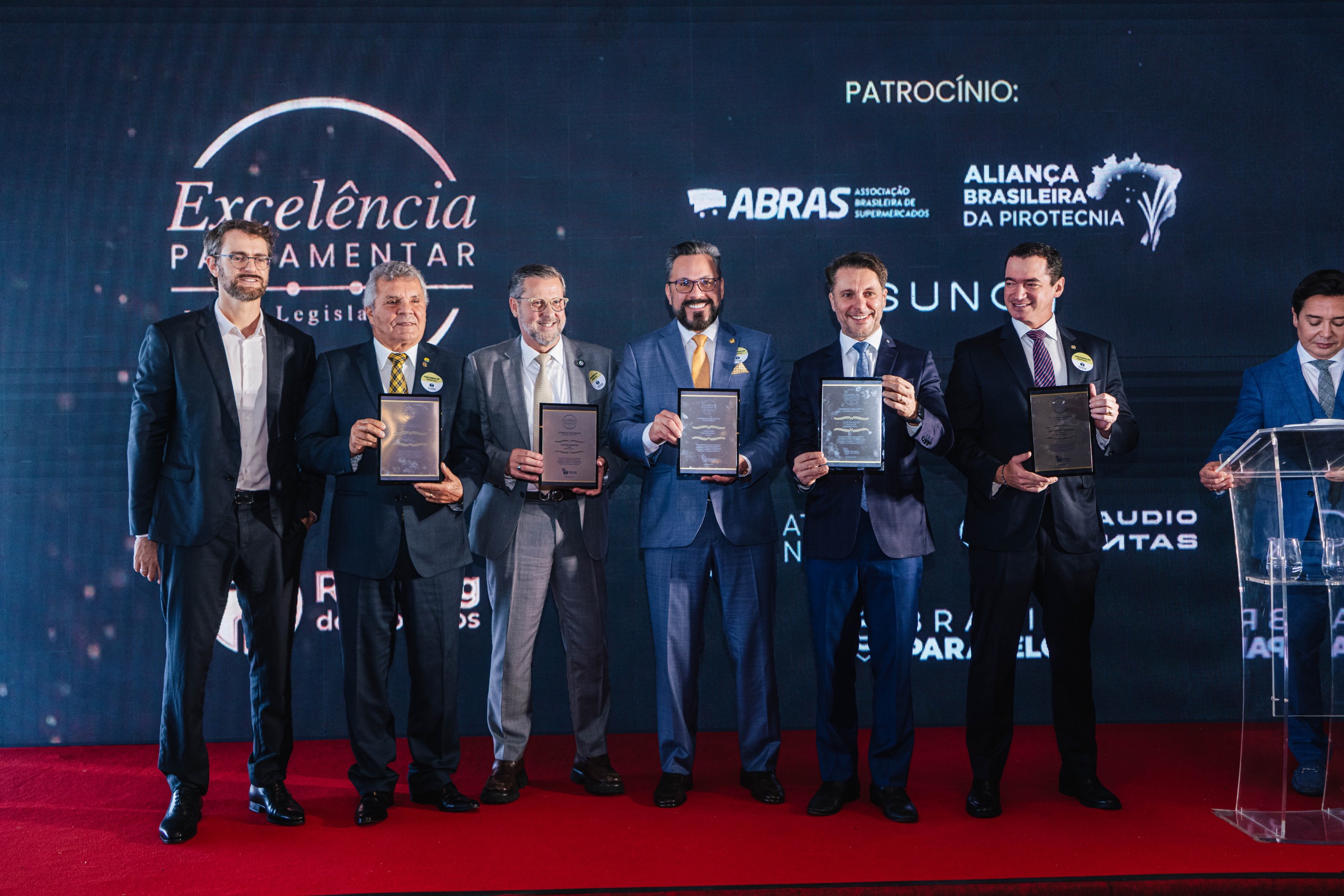 Na edição de 2026, Alan Rick alcançou nota 8,18 e aparece na 12ª colocação entre os 81 senadores brasileiros