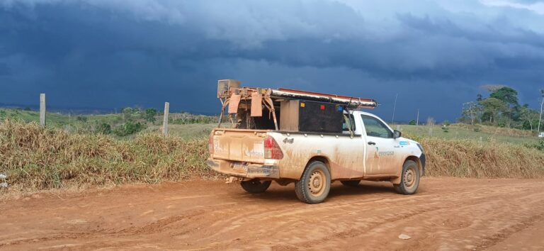 Frente fria e previsão de chuvas exigem atenção redobrada com a energia elétrica