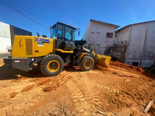 Cruzeiro do Sul executa obras de infraestrutura nas zonas urbana e rural