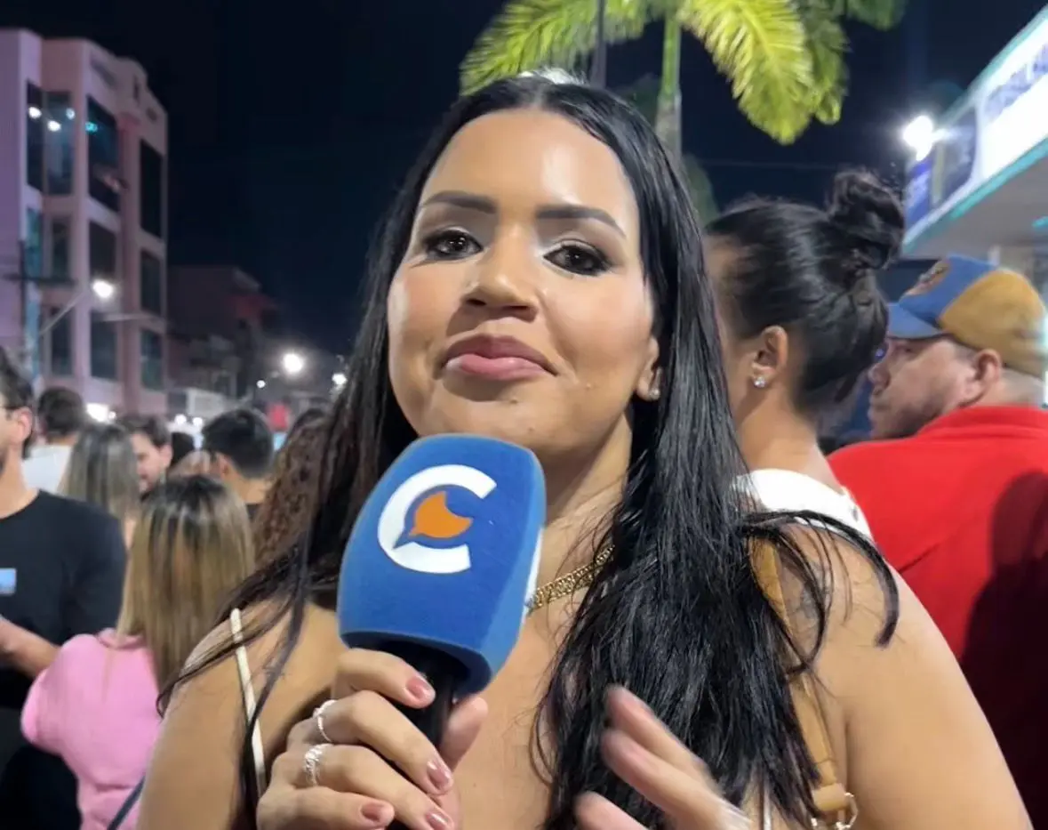 “Vamos dançar até o solado da bota cair”, diz fã durante festa em Cruzeiro