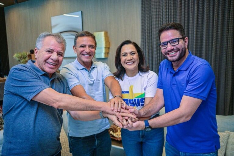 Gladson afasta boatos de racha com Bittar e fecha chapa para 2026