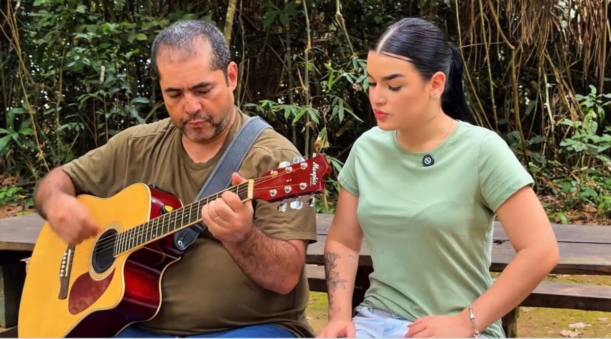 “Decidi cantar”: filha de Joyce emociona com homenagem à mãe