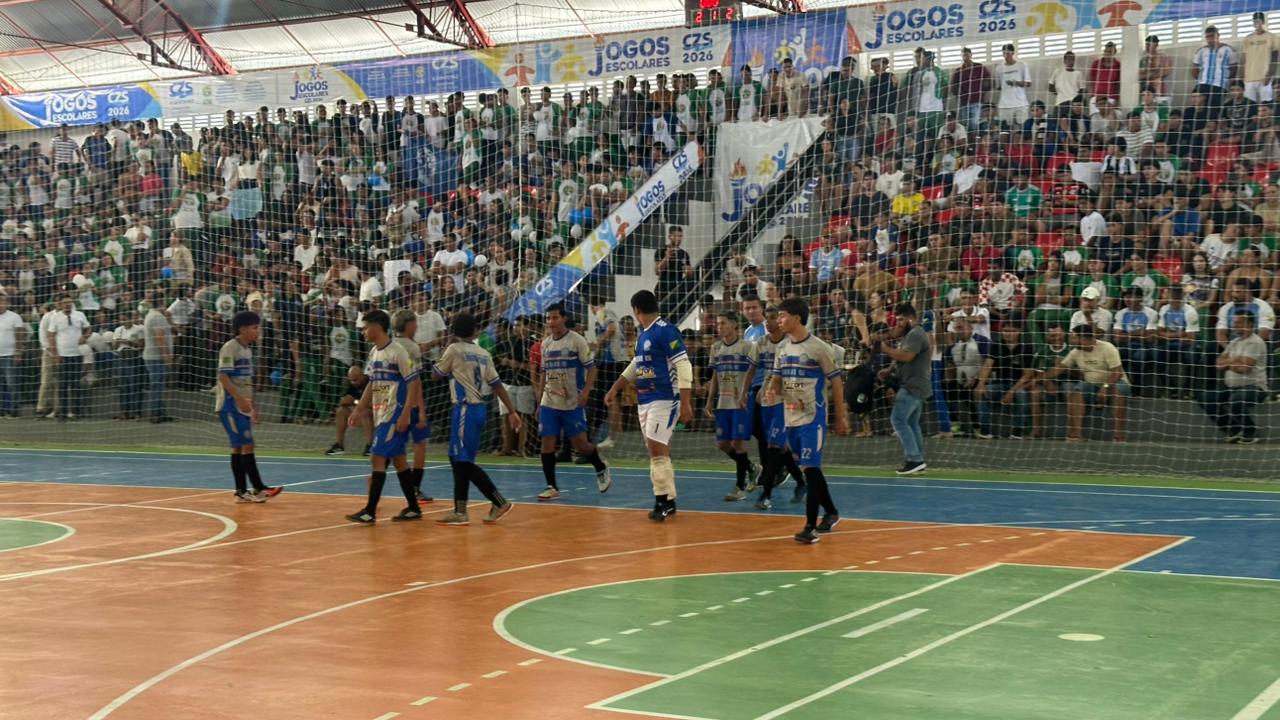 Após 17 anos, jovem conquista título juvenil no futsal escolar