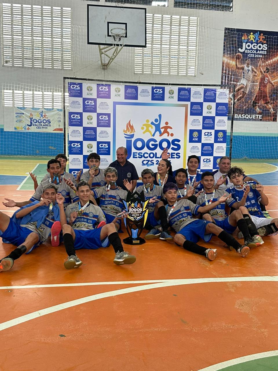 Após 17 anos, jovem conquista título juvenil no futsal escolar