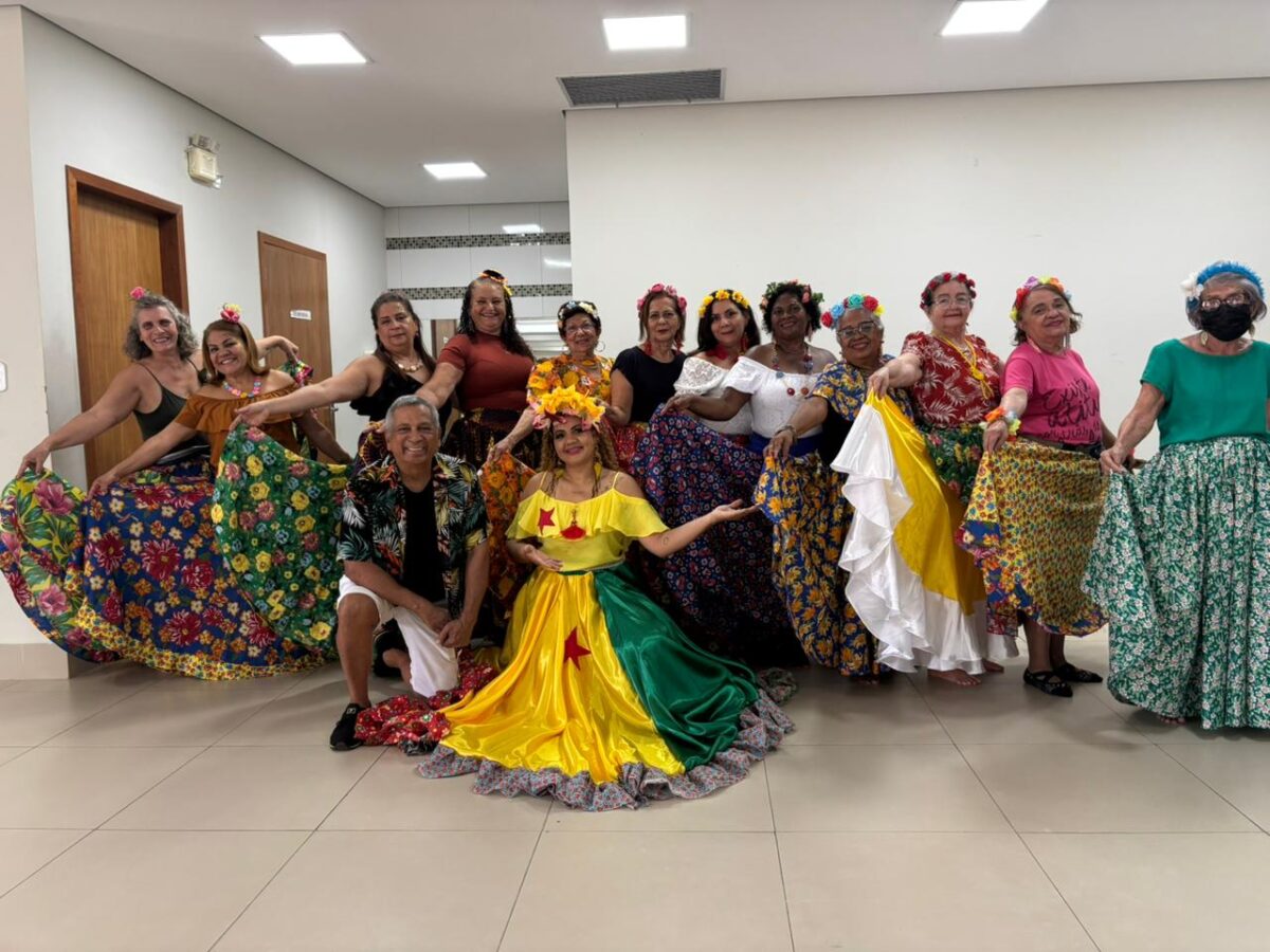 Projeto "Flor do Acre" lança aulas gratuitas de dança voltado a idosos
