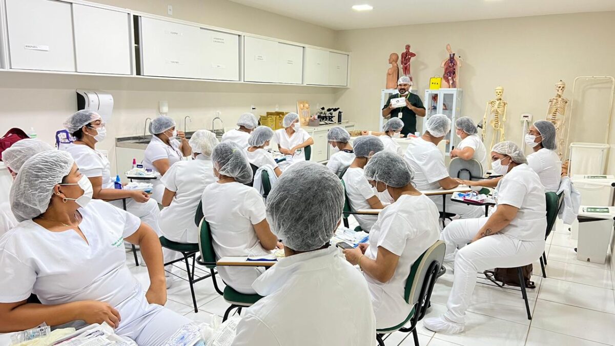 Ceteac realiza Semana do Técnico de Enfermagem com foco em qualificação