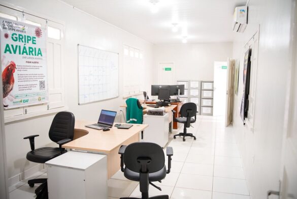 Em Sena, Mailza entrega obras, títulos e anuncia novos investimentos