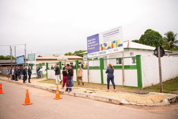 Em Sena, Mailza entrega obras, títulos e anuncia novos investimentos