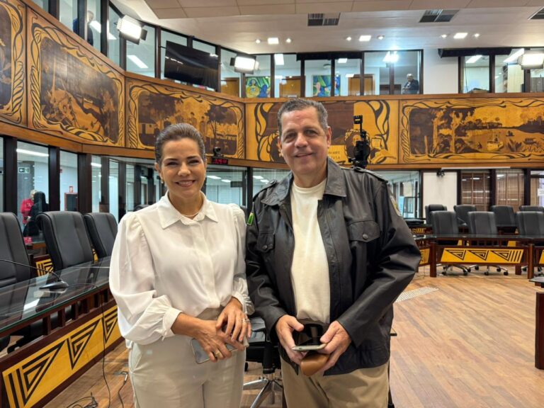 Major Rocha completou o que disse a irmã e afirmou que está junto com ela na pré-campanha