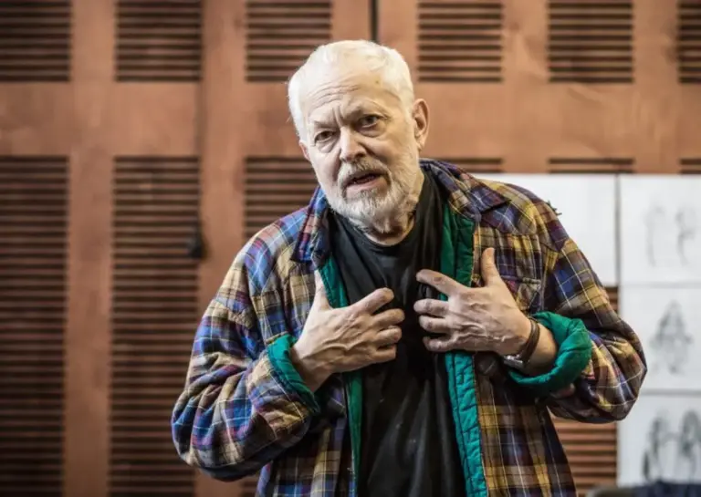 Morre Michael Pennington, ator de 'Star Wars', aos 82 anos
