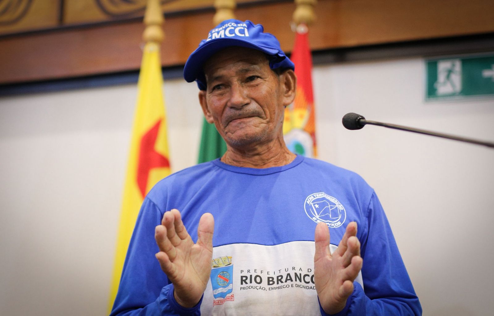 Pedro Longo propõe dia estadual dos garis e margaridas no Acre Pedro Longo propõe dia estadual dos garis e margaridas no Acre