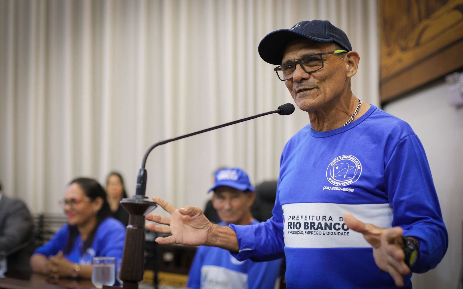 Pedro Longo propõe dia estadual dos garis e margaridas no Acre Pedro Longo propõe dia estadual dos garis e margaridas no Acre