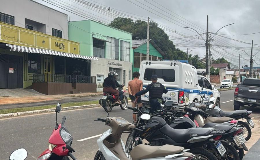 Polícia Militar prende trio após furto em oficina e recupera objetos