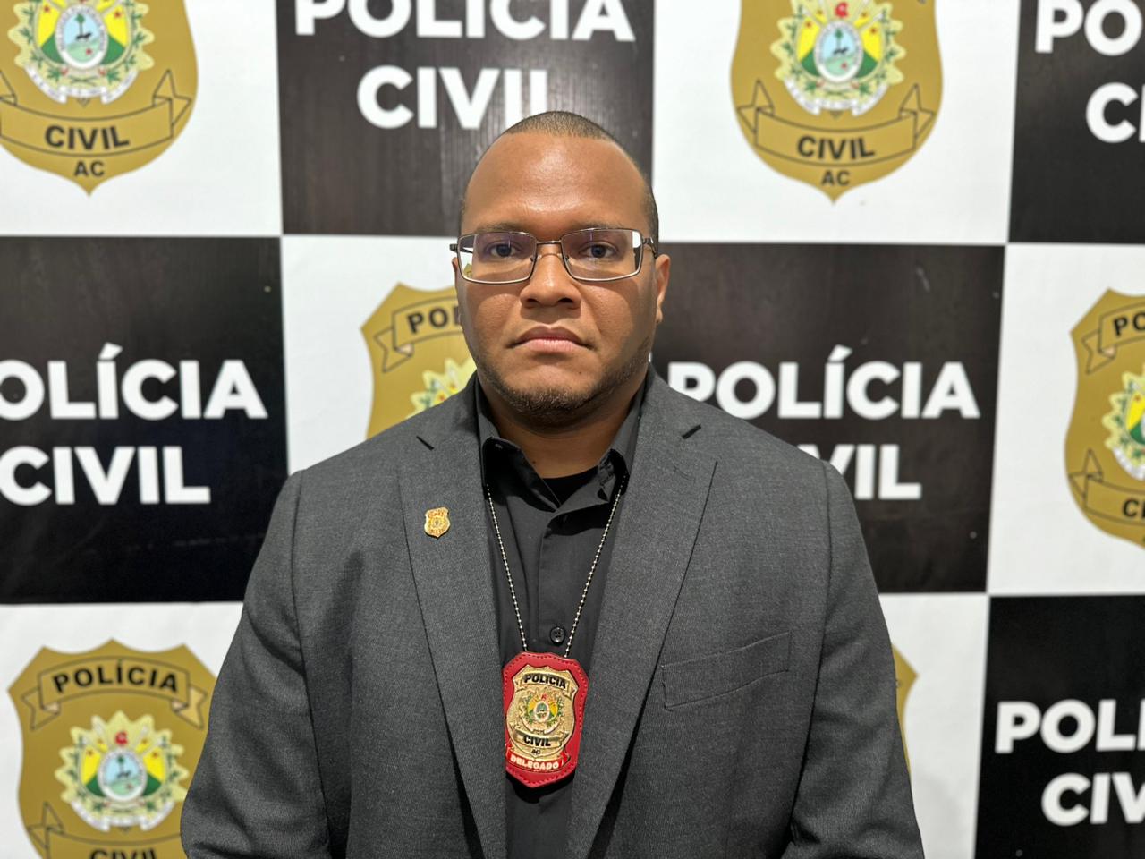PolĂcia identifica suspeitos de roubos e sequestros em Cruzeiro do Sul PolĂcia identifica suspeitos de roubos e sequestros em Cruzeiro do Sul