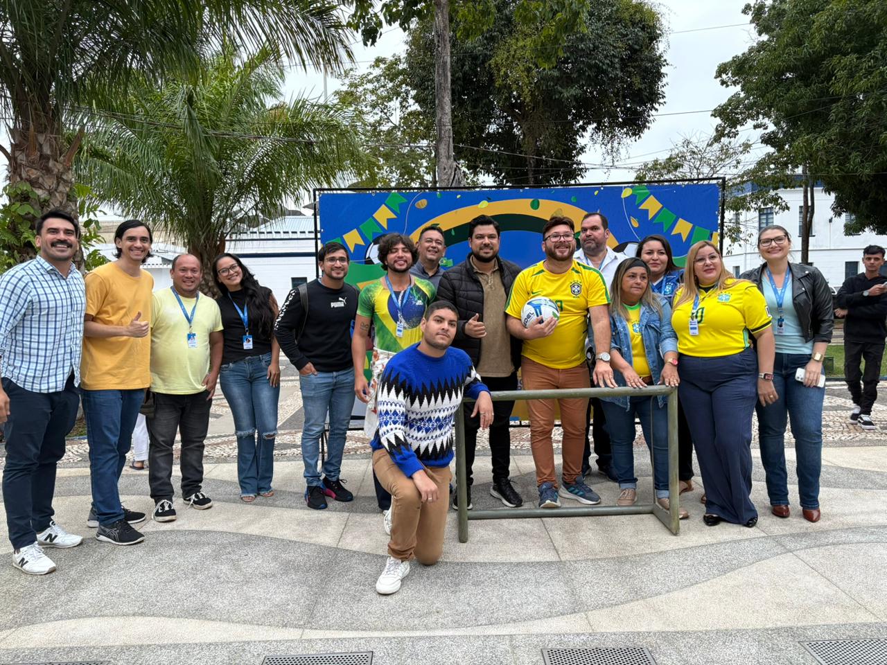 Praça da Revolução terá transmissões ao vivo de jogos do Brasil na Copa Prefeitura de Rio Branco vai transmitir jogos