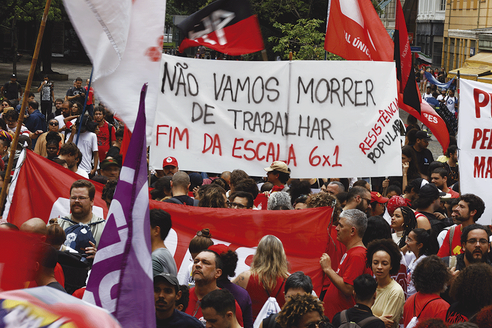 URGENTE: Câmara aprova fim da escala 6x1 por 472 votos a 22 URGENTE: Câmara aprova fim da escala 6×1 por 472 votos a 22