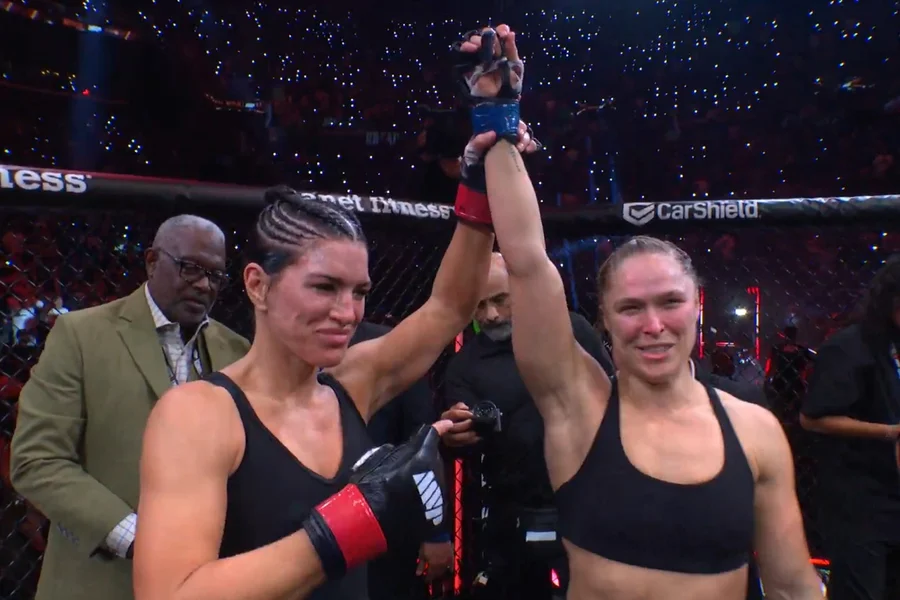 Ronda Rousey finaliza Gina Carano em 17 segundos em retorno de lendas aos EUA Ronda Rousey finaliza Gina Carano em 17 segundos em retorno de lendas aos EUA